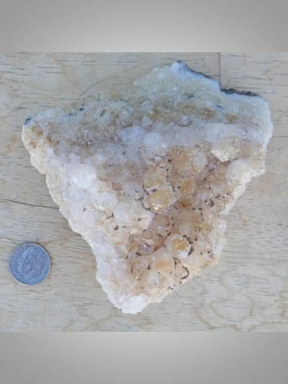 citrine crystal cluster 01 rock